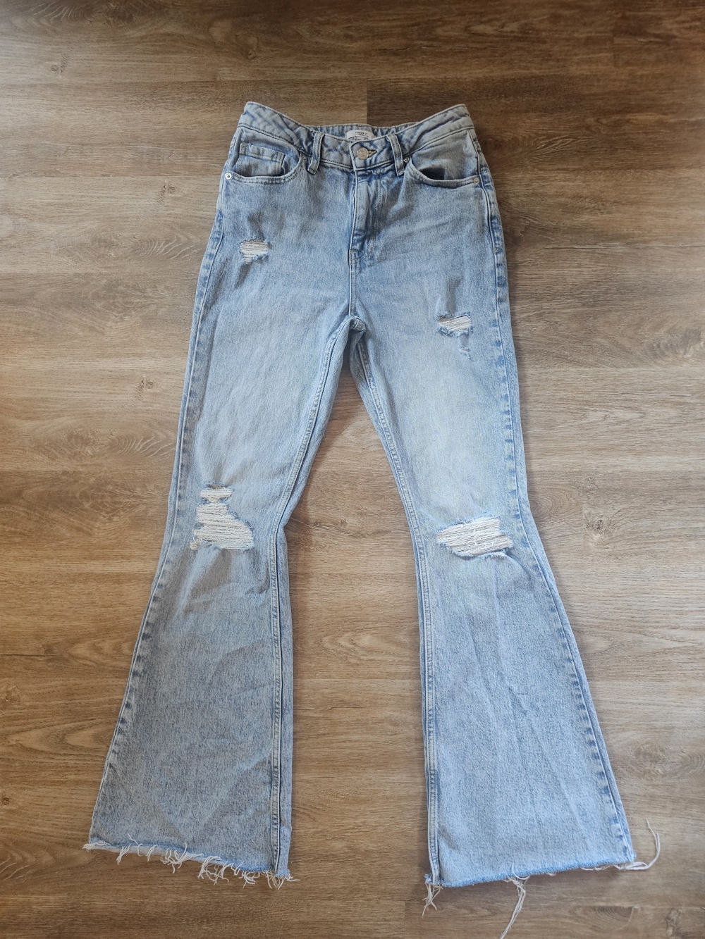 Forever 21 High Rise Flare Jeans Distressed Bell Bottom Y2K Size 28